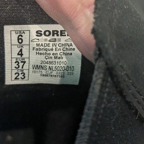 NEW SOREL Women's 6 Evie II Chelsea  Black Sea Salt  Ankle Boots Booties - Picture 2 of 8